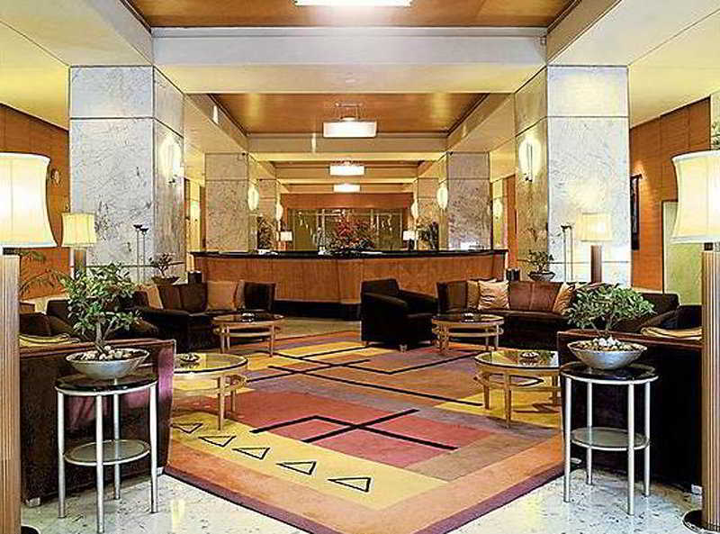 President - Ihcl Seleqtions Hotel Mumbai Exterior photo The lobby of the Four Seasons Hotel
