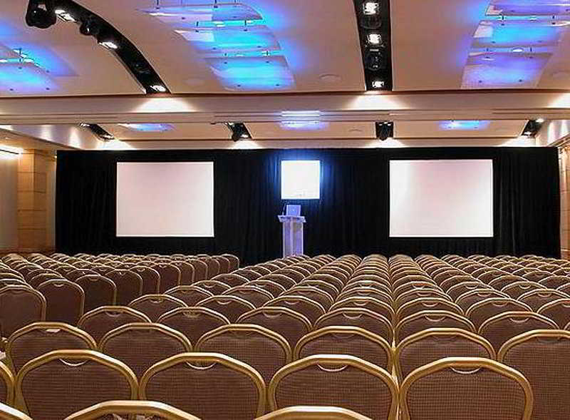 President - Ihcl Seleqtions Hotel Mumbai Exterior photo A conference room